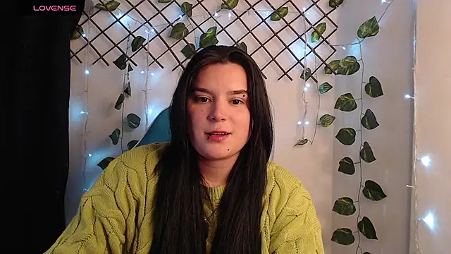 Snapshot of Nika_1_ chatting on 07-12-26, 04:24 Nika 1 online show from 07-12-26, 04:24