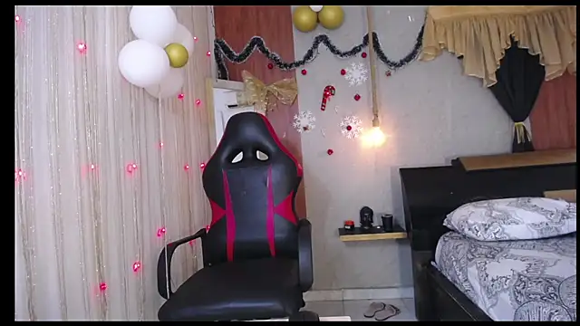 hera divine online show from 12-15-25, 11:10