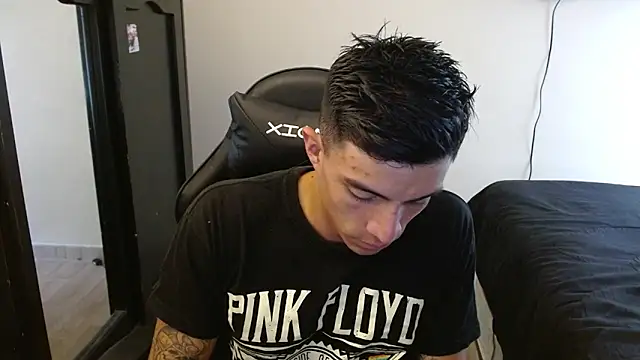 kv   xxx  online show from 11-04-25, 06:33