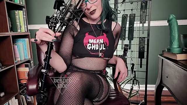 vesperjadex online show from 05-18-26, 04:40