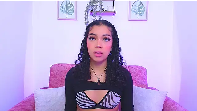 Snapshot of Sara_Jhonson chatting on 01-09-25, 11:13 Sara Jhonson online show from 01-09-25, 11:13