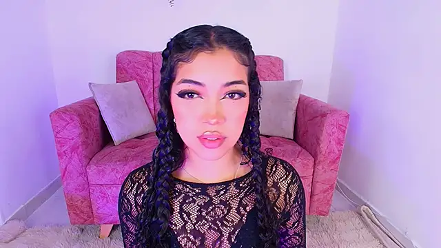 Snapshot of Sara_Jhonson chatting on 10-07-25, 11:06 Sara Jhonson online show from 10-07-25, 11:06