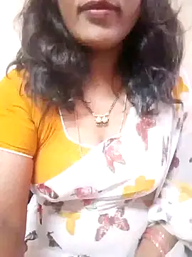 Snapshot of sneha_telugu_girl chatting on 11-02-25, 09:36 sneha telugu girl online show from 11-02-25, 09:36