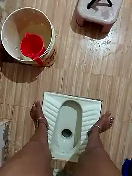 Snapshot of sneha_telugu_girl chatting on 03-04-25, 04:17 sneha telugu girl online show from 03-04-25, 04:17