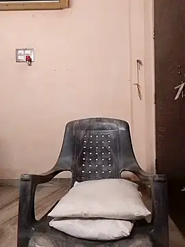 Snapshot of sneha_telugu_girl chatting on 03-08-25, 08:22 sneha telugu girl online show from 03-08-25, 08:22