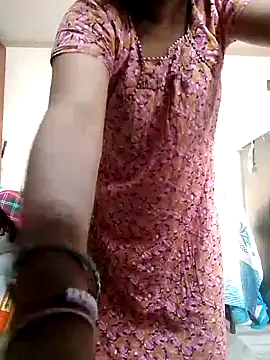 Snapshot of sneha_telugu_girl chatting on 02-13-25, 02:23 sneha telugu girl online show from 02-13-25, 02:23