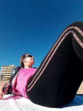 Snapshot of uber_babe chatting on 01-09-26, 12:34 uber babe online show from 01-09-26, 12:34