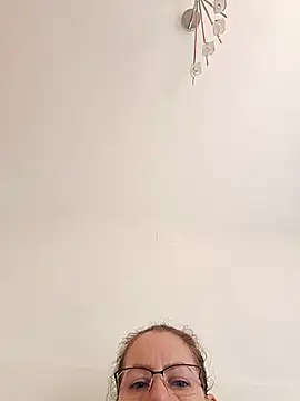 Snapshot of uber_babe chatting on 11-26-25, 09:31 uber babe online show from 11-26-25, 09:31