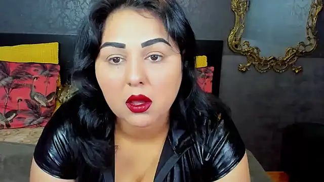Snapshot of SelenaNoctis chatting on 03-10-25, 07:33 SelenaNoctis online show from 03-10-25, 07:33