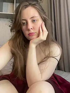 Snapshot of Topvi_ chatting on 03-16-25, 08:10 Topvi online show from 03-16-25, 08:10
