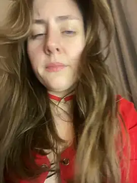 Snapshot of Topvi_ chatting on 02-14-25, 02:54 Topvi online show from 02-14-25, 02:54