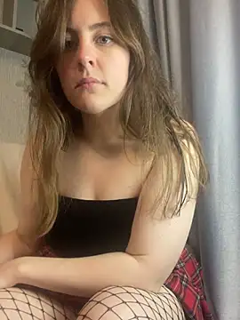 Snapshot of Topvi_ chatting on 01-15-25, 01:20 Topvi online show from 01-15-25, 01:20