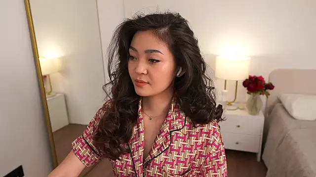 Peopleneedlove144 online show from 03-24-26, 04:18