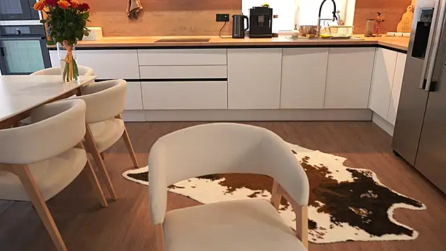 Peopleneedlove144 online show from 10-18-25, 12:07