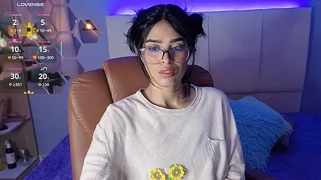 Snapshot of AlessiaVal_ chatting on 09-15-25, 01:44 AlessiaVal online show from 09-15-25, 01:44