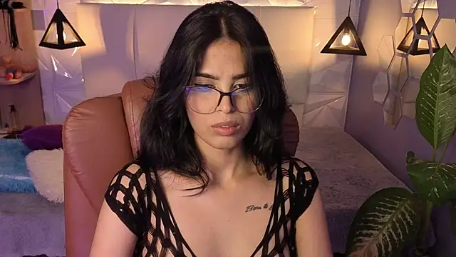 AlessiaVal  online show from 01-13-26, 02:21