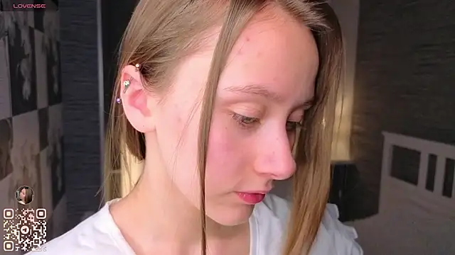 EthalBuffkin online show from 10-30-25, 07:22