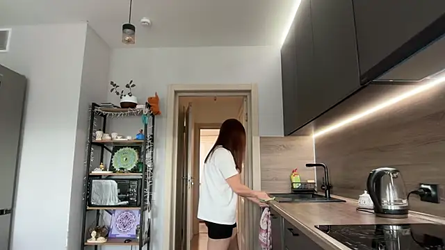 Snapshot of jainesummer chatting on 09-17-25, 07:54 jainesummer online show from 09-17-25, 07:54