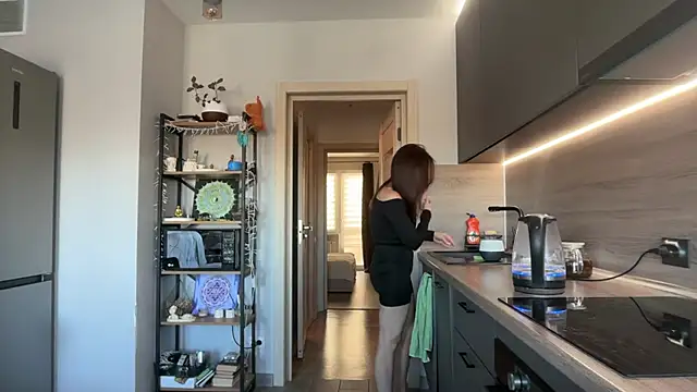 Snapshot of jainesummer chatting on 10-17-25, 08:28 jainesummer online show from 10-17-25, 08:28