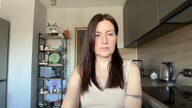 Snapshot of jainesummer chatting on 10-08-25, 08:49 jainesummer online show from 10-08-25, 08:49