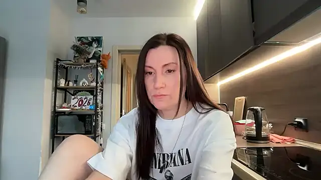 Snapshot of jainesummer chatting on 01-12-26, 07:26 jainesummer online show from 01-12-26, 07:26