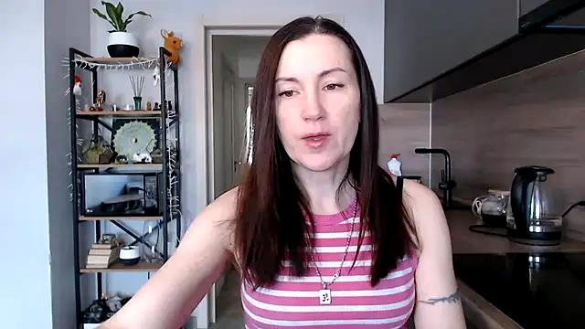 Snapshot of jainesummer chatting on 03-18-25, 08:06 jainesummer online show from 03-18-25, 08:06