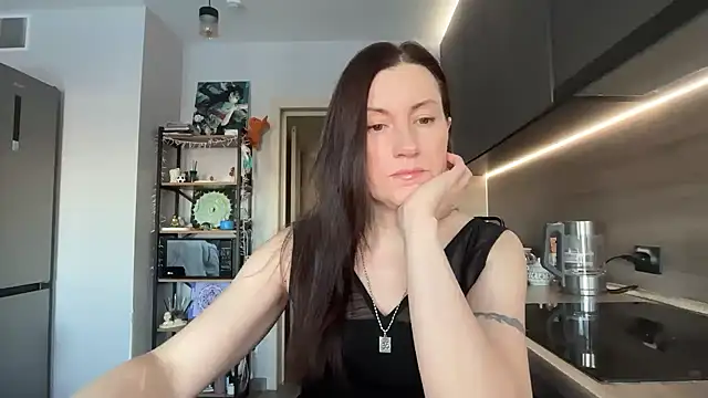 Snapshot of jainesummer chatting on 02-25-26, 07:30 jainesummer online show from 02-25-26, 07:30