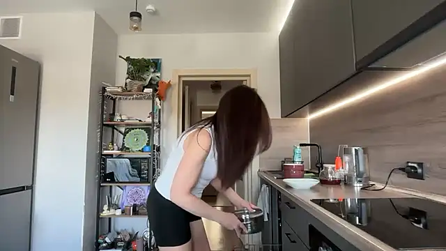 jainesummer online show from 04-16-26, 08:26