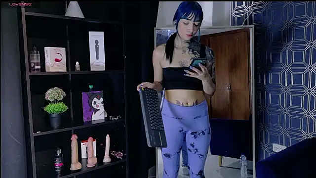 yulianademond66 online show from 03-04-26, 02:36