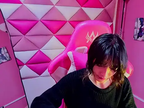 Danny Face online show from 09-11-25, 01:22