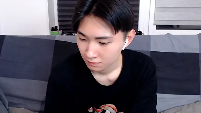 Miram Yu online show from 01-13-25, 08:48