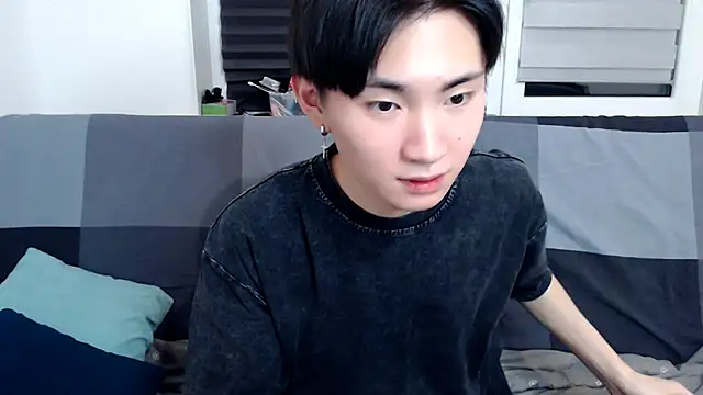 Miram Yu online show from 01-26-25, 09:51