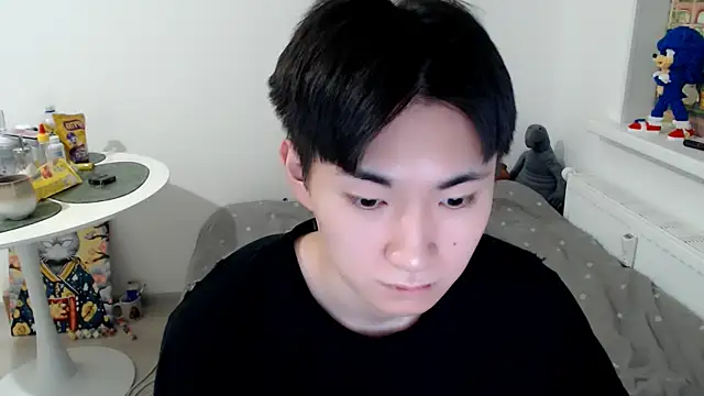 Miram Yu online show from 11-16-25, 02:49