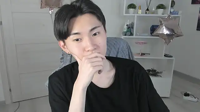 Miram Yu online show from 01-23-25, 06:28