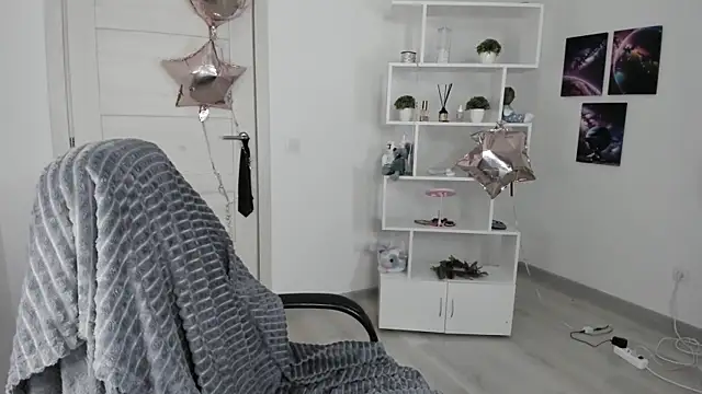 Miram Yu online show from 02-08-25, 09:36