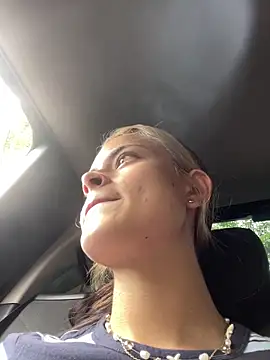 HannaRhodes online show from 05-31-26, 02:34