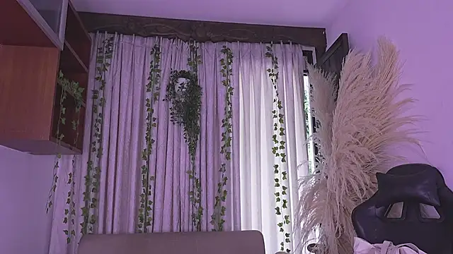 HannaRhodes online show from 03-28-26, 02:40