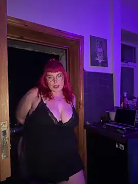 Snapshot of puffpixiee chatting on 10-12-25, 07:37 puffpixiee online show from 10-12-25, 07:37