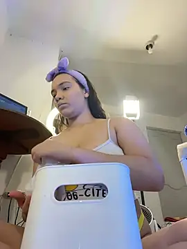 MadelineBenet online show from 03-01-26, 09:59