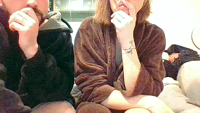 Snapshot of Cplhdef chatting on 02-23-26, 06:30 Cplhdef online show from 02-23-26, 06:30