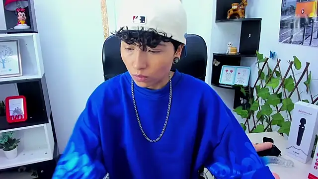Im Mathias online show from 10-12-25, 07:59