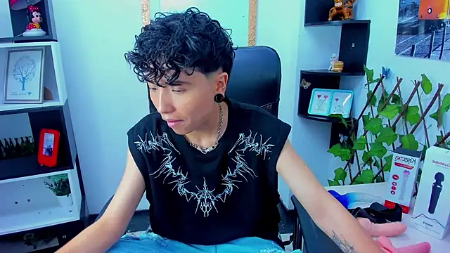 Im Mathias online show from 10-17-25, 09:38