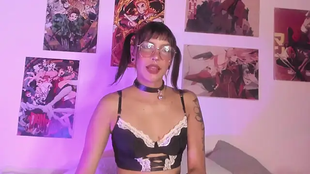 Luna-Chann online show from 11-13-25, 08:35