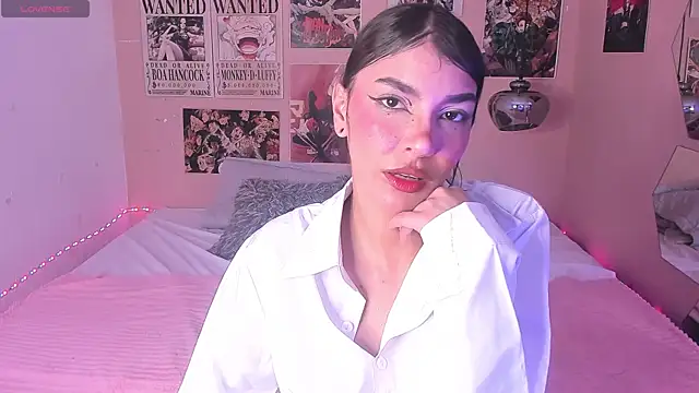 Snapshot of Luna-Chann chatting on 02-23-25, 01:53 Luna-Chann online show from 02-23-25, 01:53