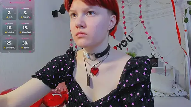 Snapshot of DreamyLuna chatting on 02-20-25, 08:36 DreamyLuna online show from 02-20-25, 08:36
