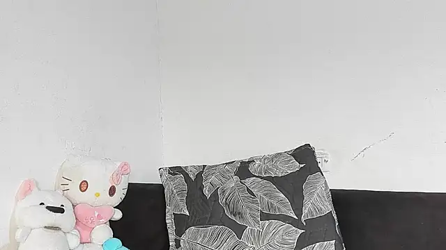 Snapshot of salome_daniel chatting on 06-25-26, 02:55 salome daniel online show from 06-25-26, 02:55