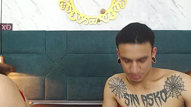 Snapshot of salome_daniel chatting on 10-27-25, 07:59 salome daniel online show from 10-27-25, 07:59