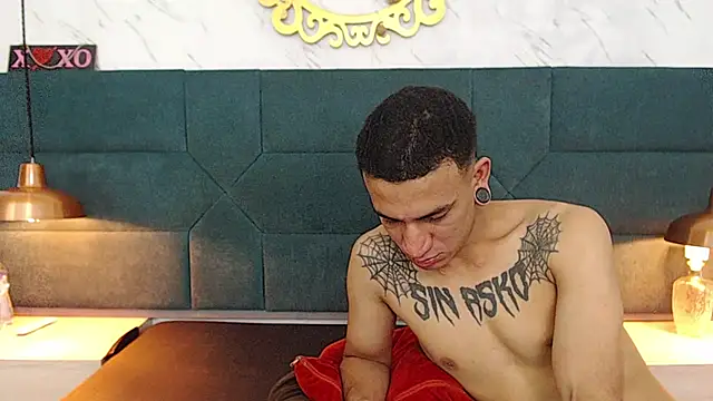 Snapshot of salome_daniel chatting on 09-27-25, 08:04 salome daniel online show from 09-27-25, 08:04