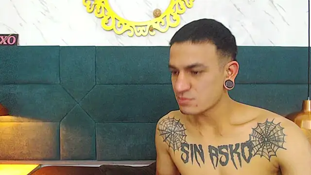 Snapshot of salome_daniel chatting on 09-29-25, 07:52 salome daniel online show from 09-29-25, 07:52