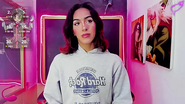 Isabella stanford2 online show from 11-26-25, 12:16